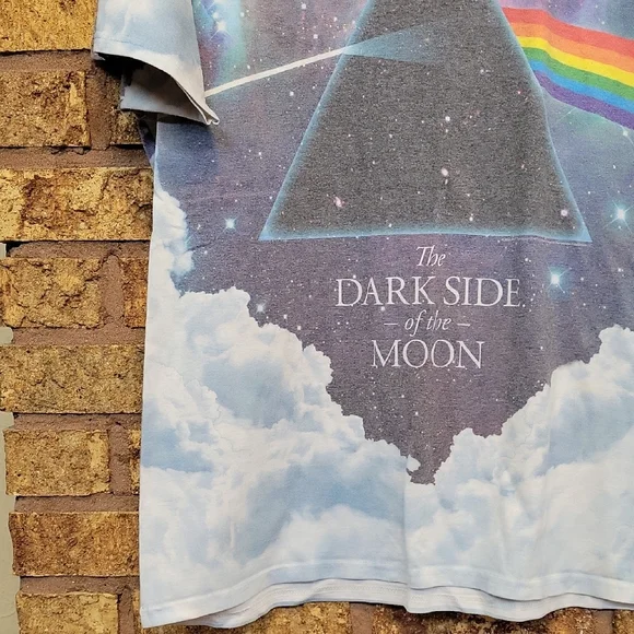 Pink Floyd Dark Side of the Moon Prism Graphic Tee Galaxy All Over Print Size L - Picture 6 of 10